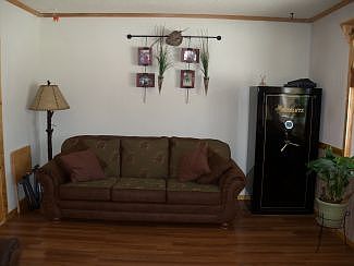 4th image of W160N9842 Colonial Dr
