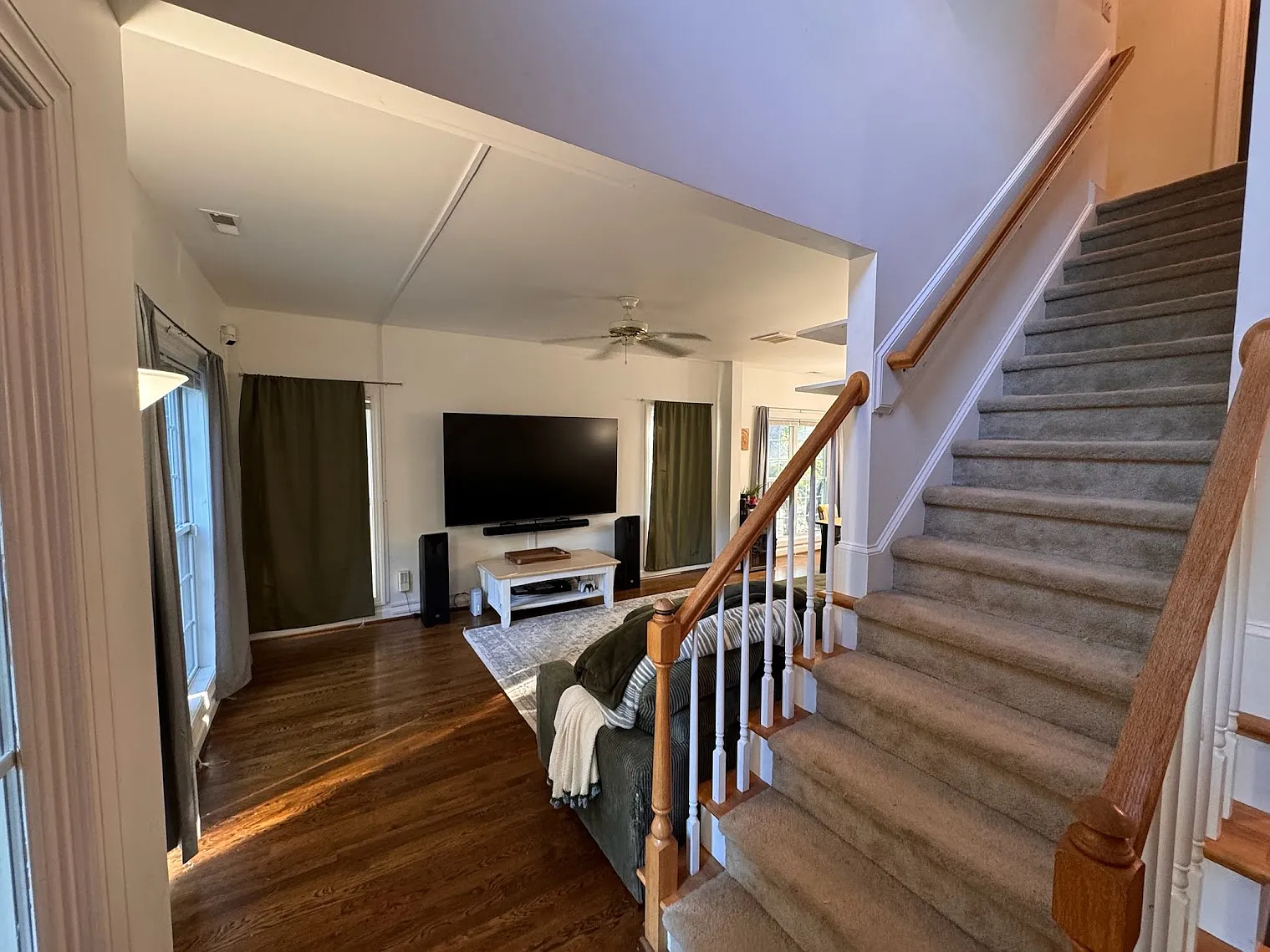 3 bed, 2.5 bath, 1706 sqft, $1,595 — Photo 4