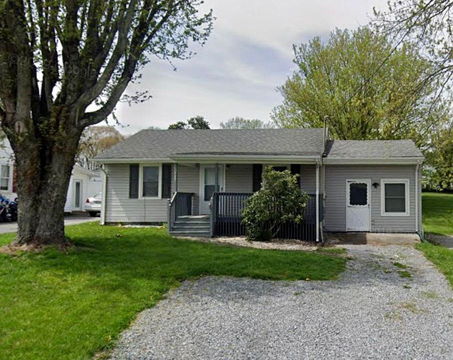 1st image of 705 N North St