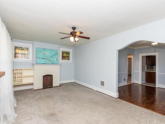 3rd image of 2721 W Tennyson Ave