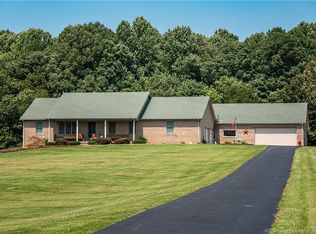 182 Lost Creek Rd NE, New Salisbury, IN 47161
