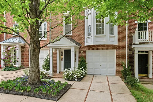 11519 Rothbury Sq Photo 1