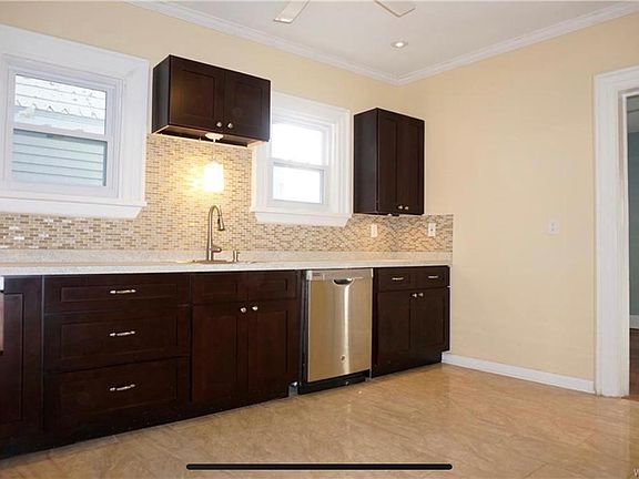 4th image of 447 W Ferry St Floor 1