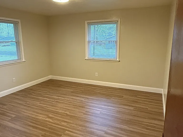 2316 Lima Ln — Photo 33