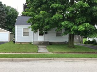 129 Walton Ave, Waukesha, WI 53186