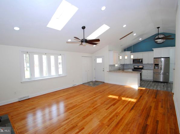 307 Broad St, Hainesport, NJ 08036