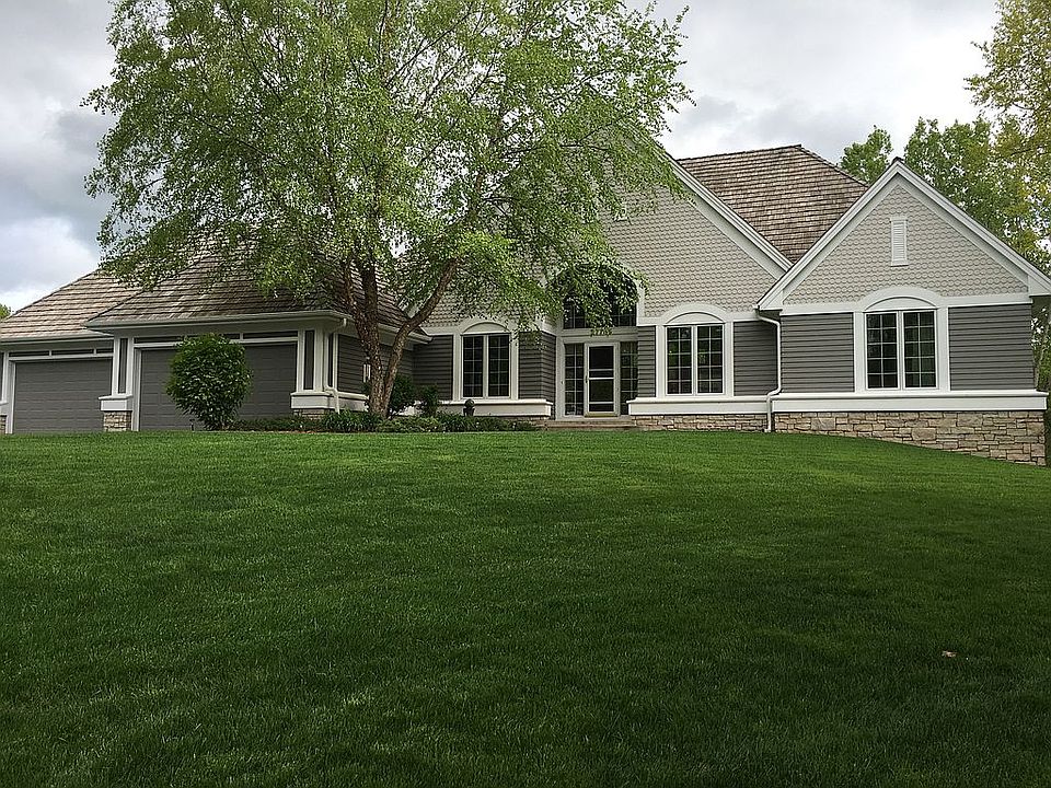 1st image of 27745 Brynmawr Pl