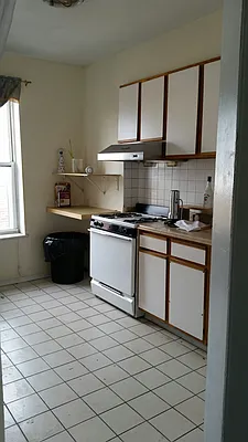 Rented by Brooklyn Real Inc | media 22