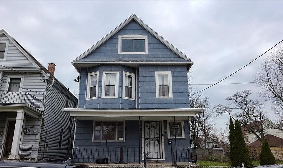 1st image of 290 Bissell Ave