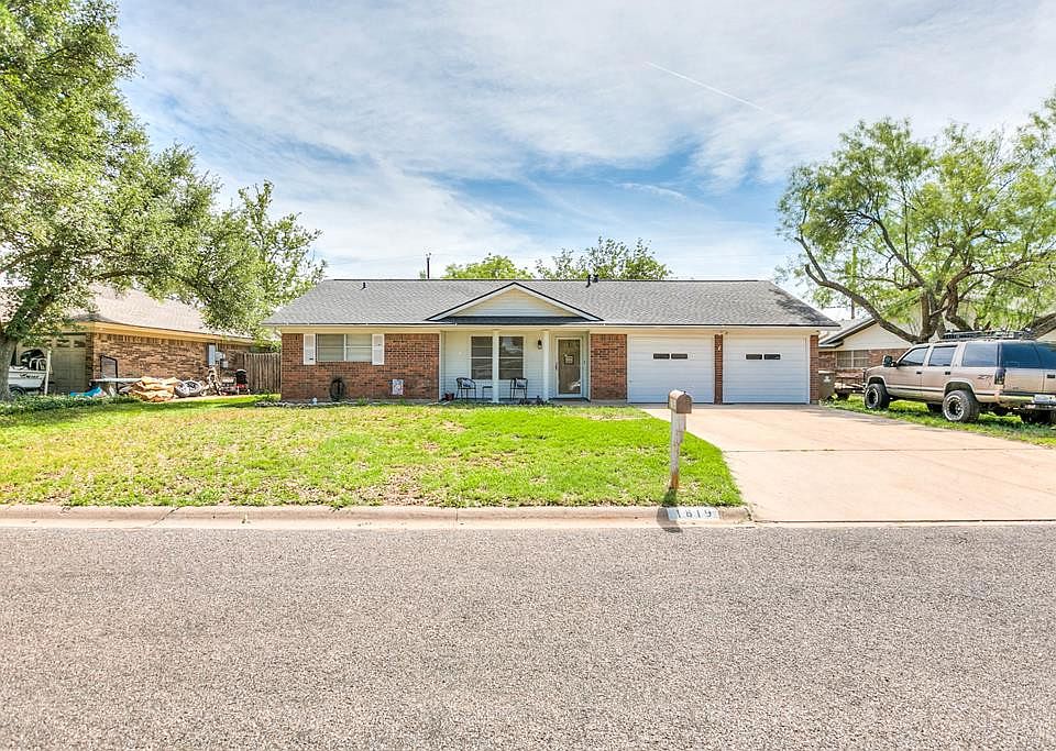 1st image of 1819 Dove Creek Dr