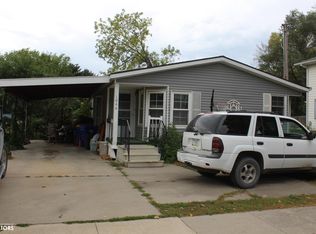 1044 Bush Ave, Garner, IA 50438