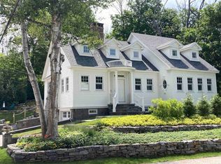 22 Colonial Ln, New Castle, NH 03854
