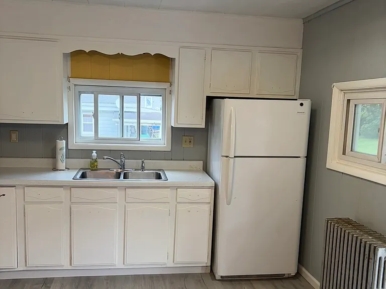 164 E Bacon St #2 — Photo 3