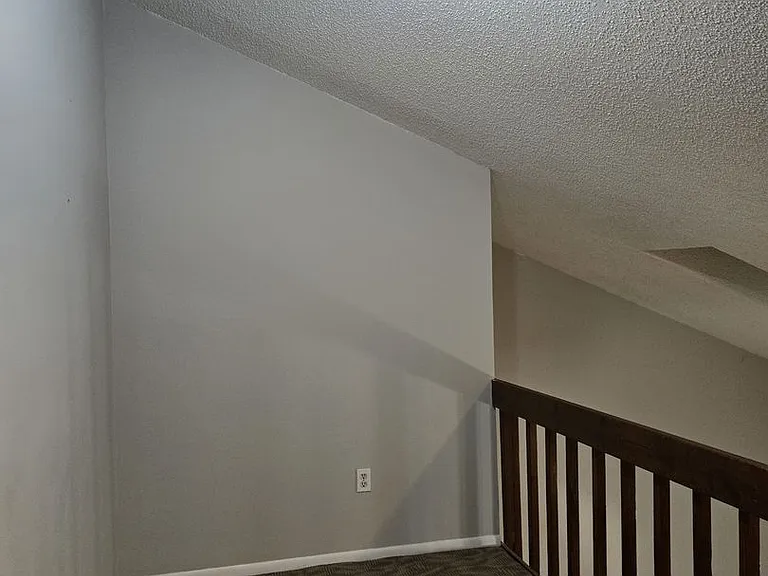 2738 Hunt Club Ln — Photo 22