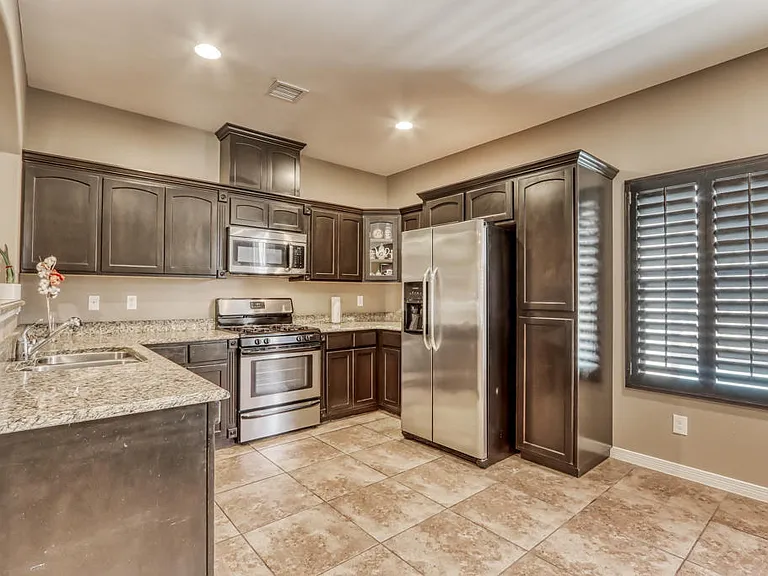 14311 E Cave Ave — Photo 13