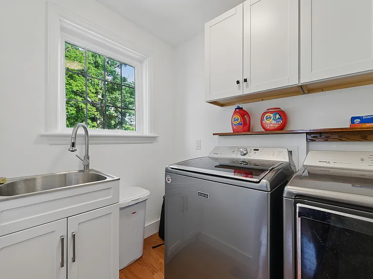 5010 Gosnold Ave — Photo 33