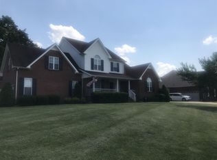 398 Elderberry Dr, Clarksville, TN 37043