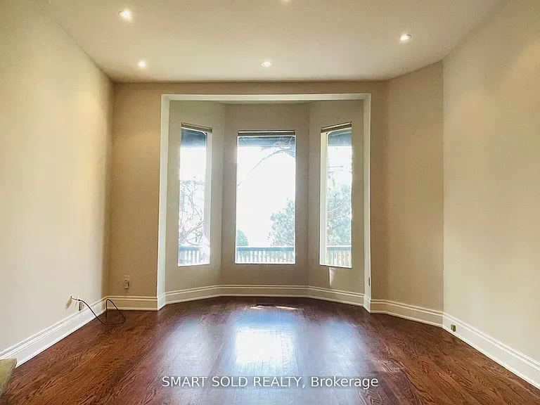 42 Amelia St — Photo 4
