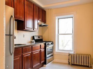 811 Lincoln Pl APT 3, Brooklyn, NY 11216