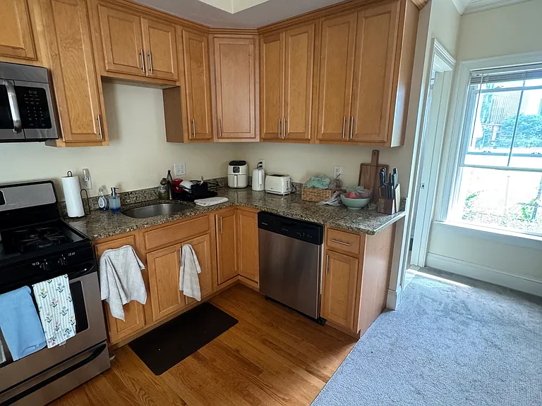 25 Lothrop St #1 — Photo 21