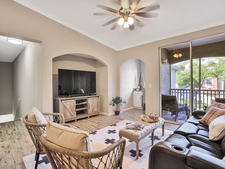 1st image of 10075 GATE Parkway #1305