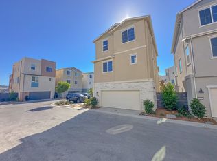 1251 Grassland Rd, Rancho Mission Viejo, CA 92694