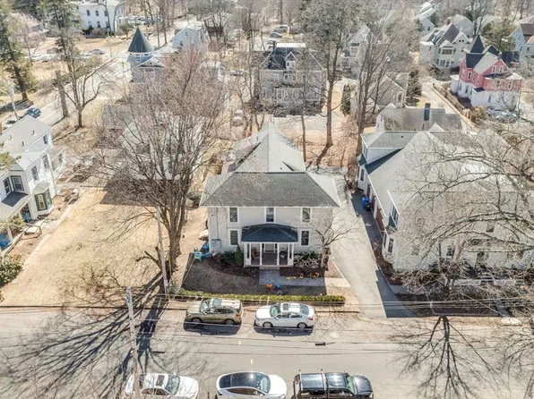 51 Phillips Pl #2, Northampton, MA 01060