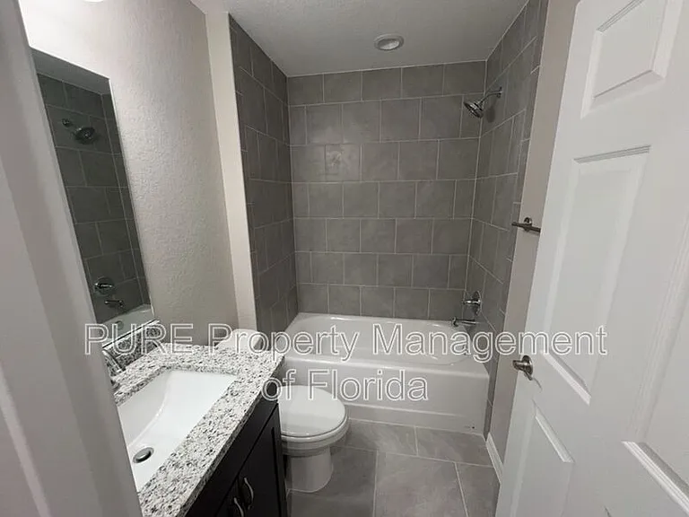 13915 SW 64th Terrace Rd #1 — Photo 41