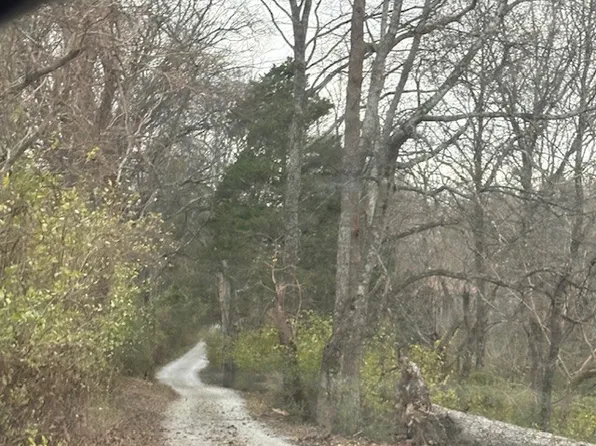 933 Old Lebanon Dirt Rd, Hermitage, TN 37076
