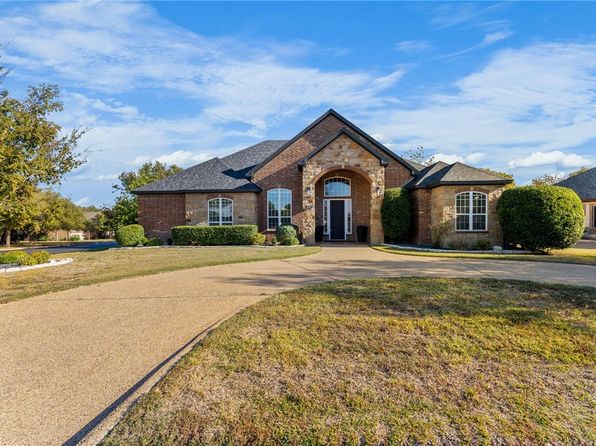 4001 Lazy Brook Dr, Nolanville, TX 76559