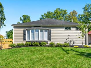 645 Maplewood Ave, Struthers, OH 44471