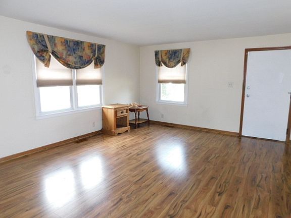 3rd image of 3524 S Saint Joseph St