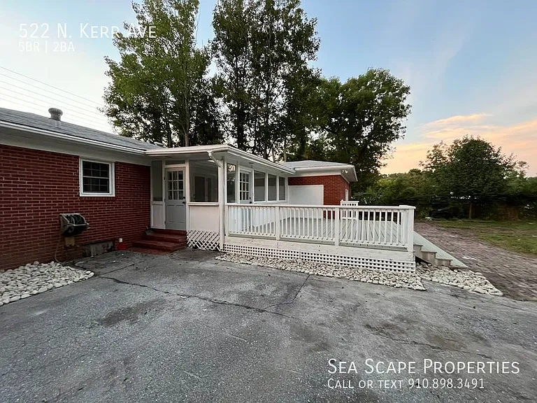 522 N Kerr Ave — Photo 3