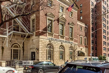 その他 STREET 01 2009 No.209 THE HAWTHORNE | 211 East 53rd Street, Manhattan | Corcoran