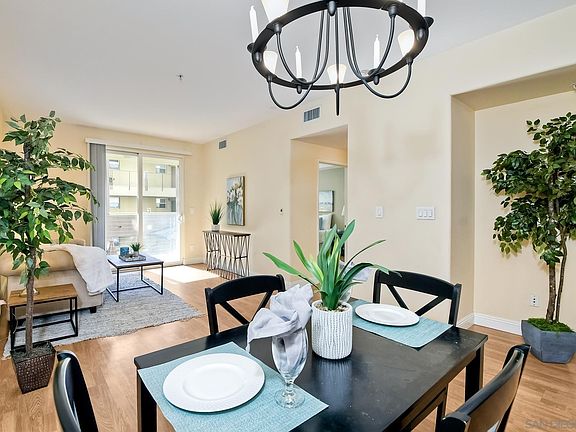 4th image of 350 K St Unit 313