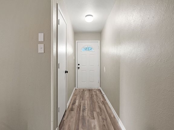 5th image of 2 Finley Cir