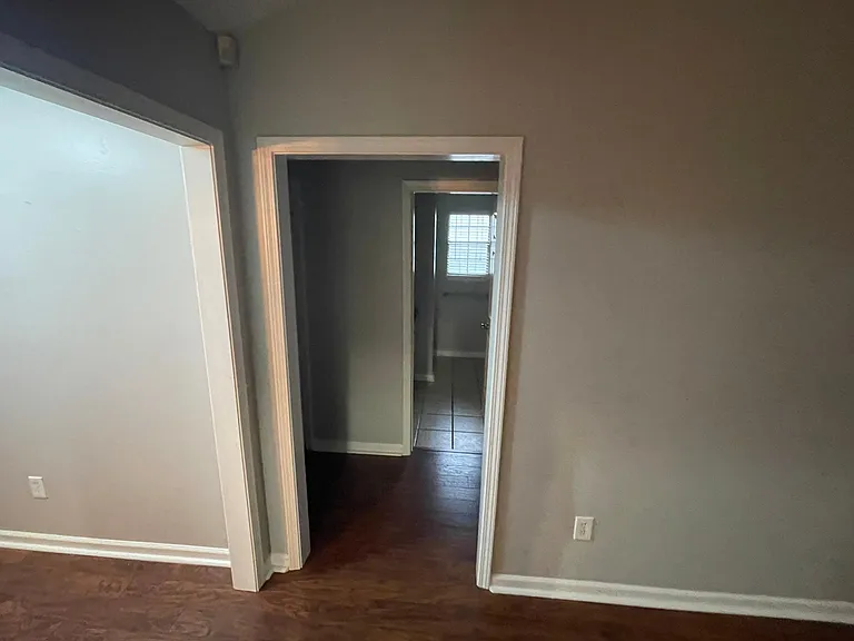 1717 Point West Dr — Photo 23