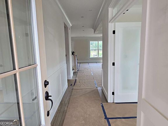 3rd image of 385 Conifer Lane Ball