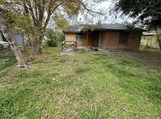 2011 N Huisache St, Sullivan City, TX 78595