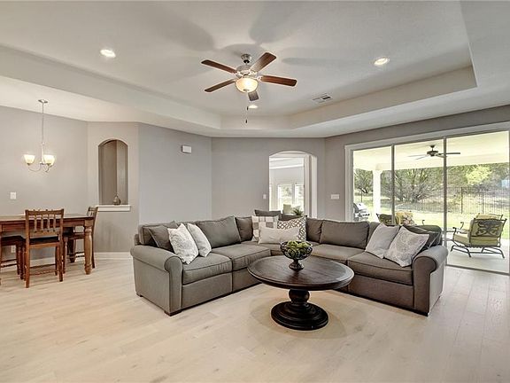 4th image of 197 Bristlecone Dr