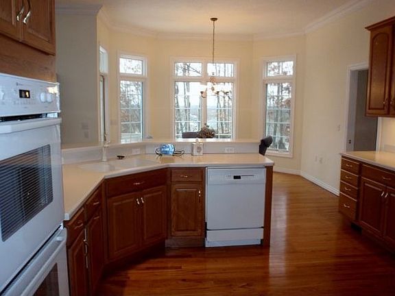 4th image of 33028 Glen Eagle Ln