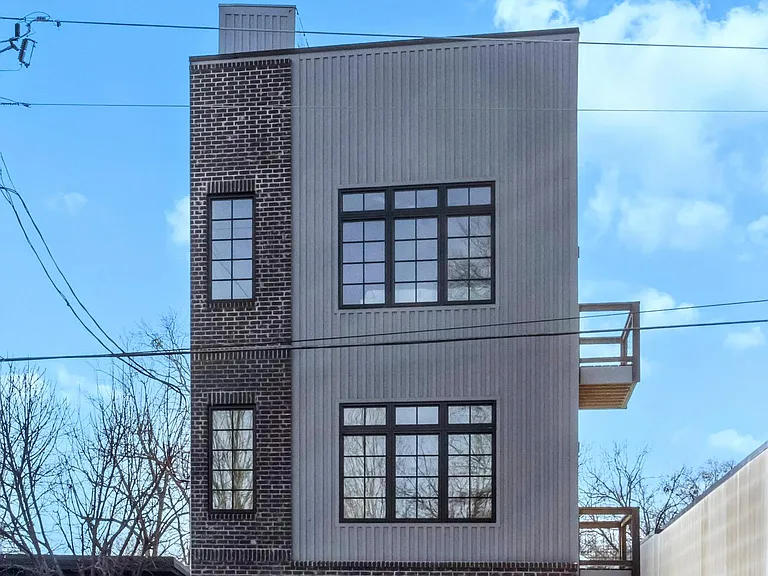 417 E College Ave #201 — Photo 1