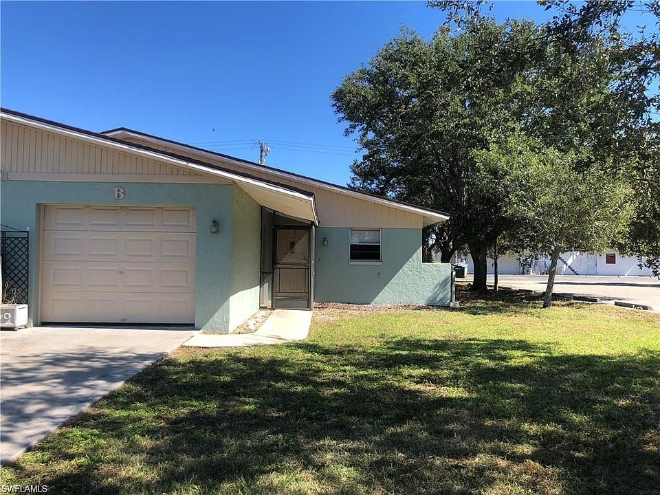 1st image of 1901 SE 15th Pl