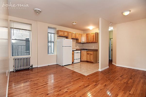 1st image of 3924 Broadway APT 2A