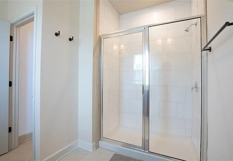 1059 Caruso Dr — Photo 6