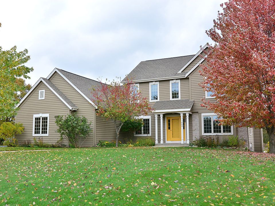 1st image of 1484 Pheasant Ln