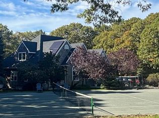 74 Lakeside Ln, Westhampton, NY 11977