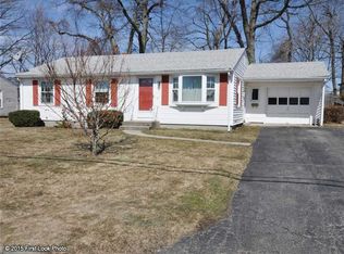 46 Ridge Dr, East Providence, RI 02914
