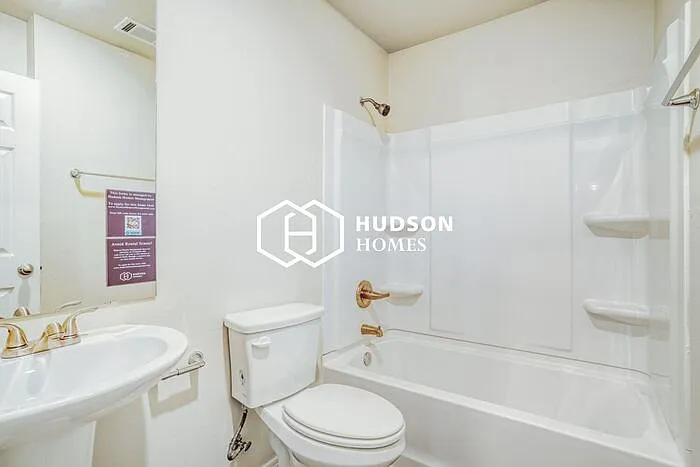 507 N Monroe St #B — Photo 11