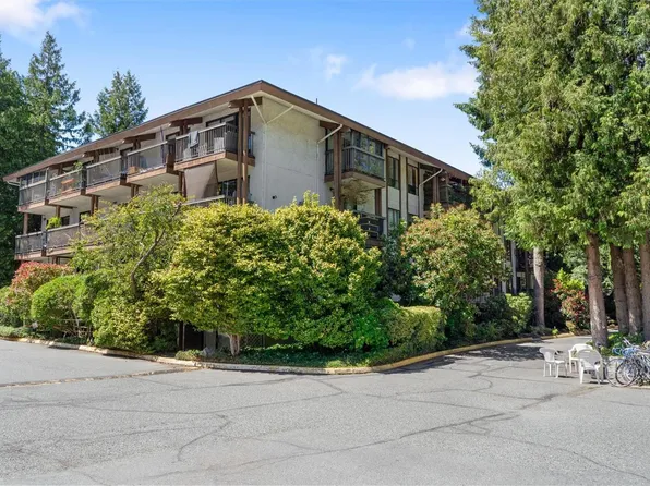 1005 McKenzie Ave #111, Saanich, BC V8X 4A9